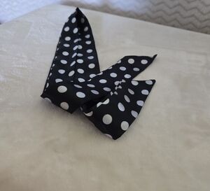 Black and White Polka Dot Bag Tie
